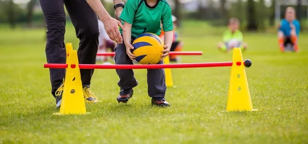 混团世界杯：国乒8-4德国!动漫和双甜各被咬1分,王楚钦爆大冷输1盘