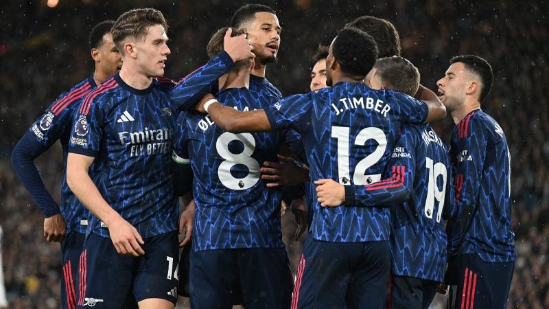 为什么扑克要隐藏手牌（扑克为何隐藏底牌）